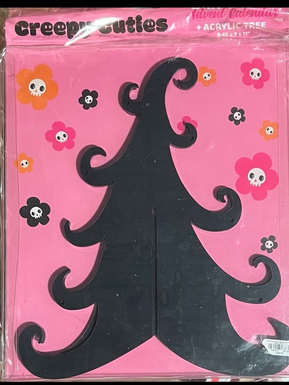 Creepy Cuties Pink-o-Ween 13-Day Countdown Calendar - 13 Cute Charm Keychains!